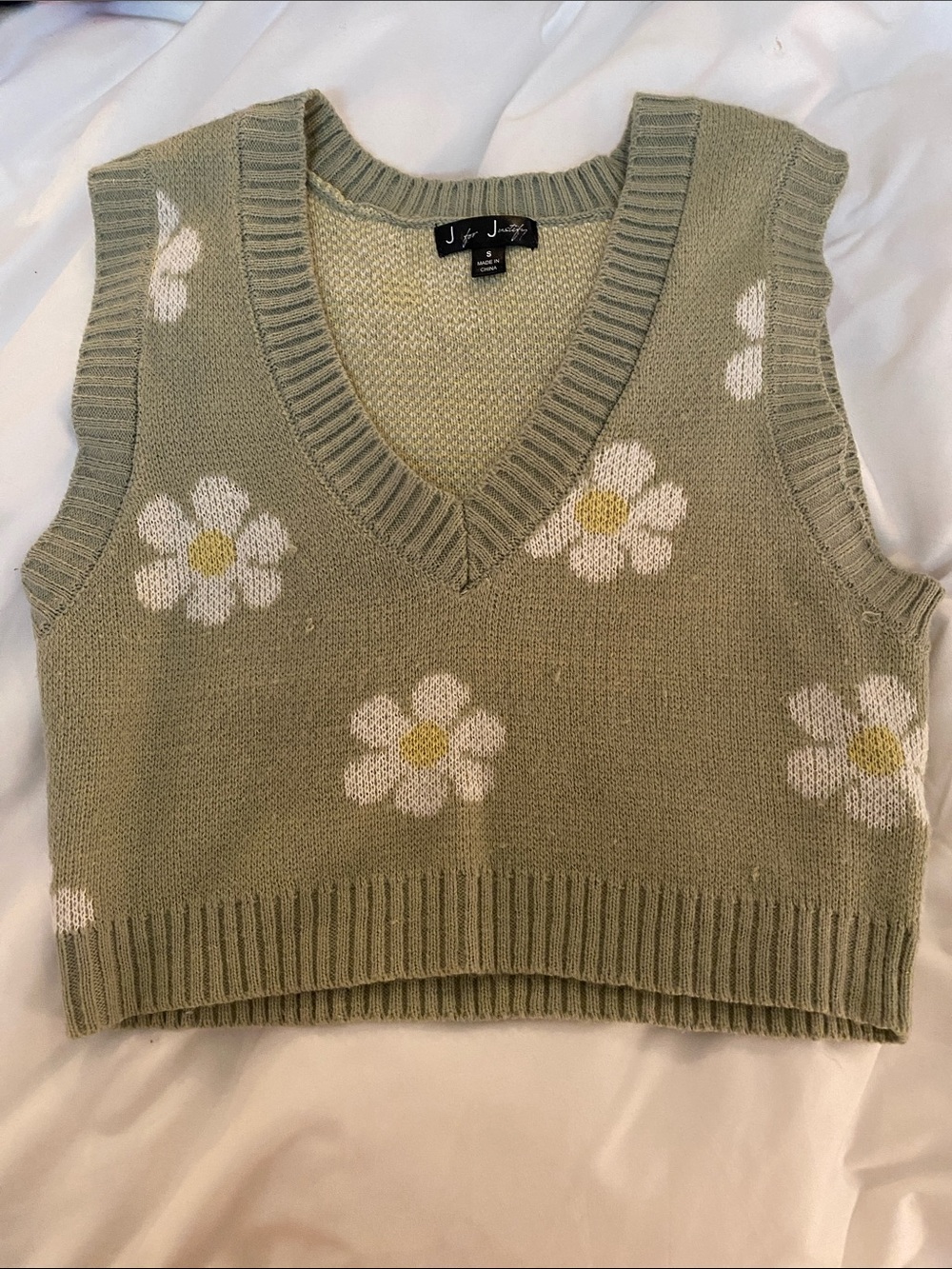 J for Justify Sage Green Daisy Knit Tank with White and Yellow Flowers